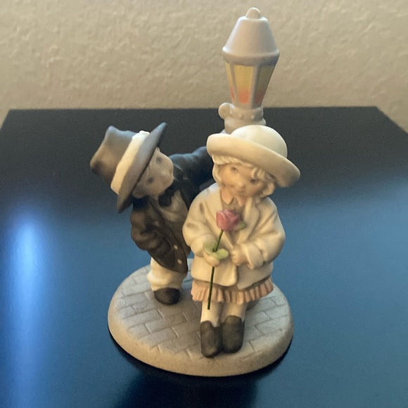 Enesco Porcelain Figurine - Picture 1 of 1